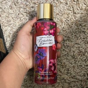 Victoria’s Secret Forbidden Berries Fragrance Mist